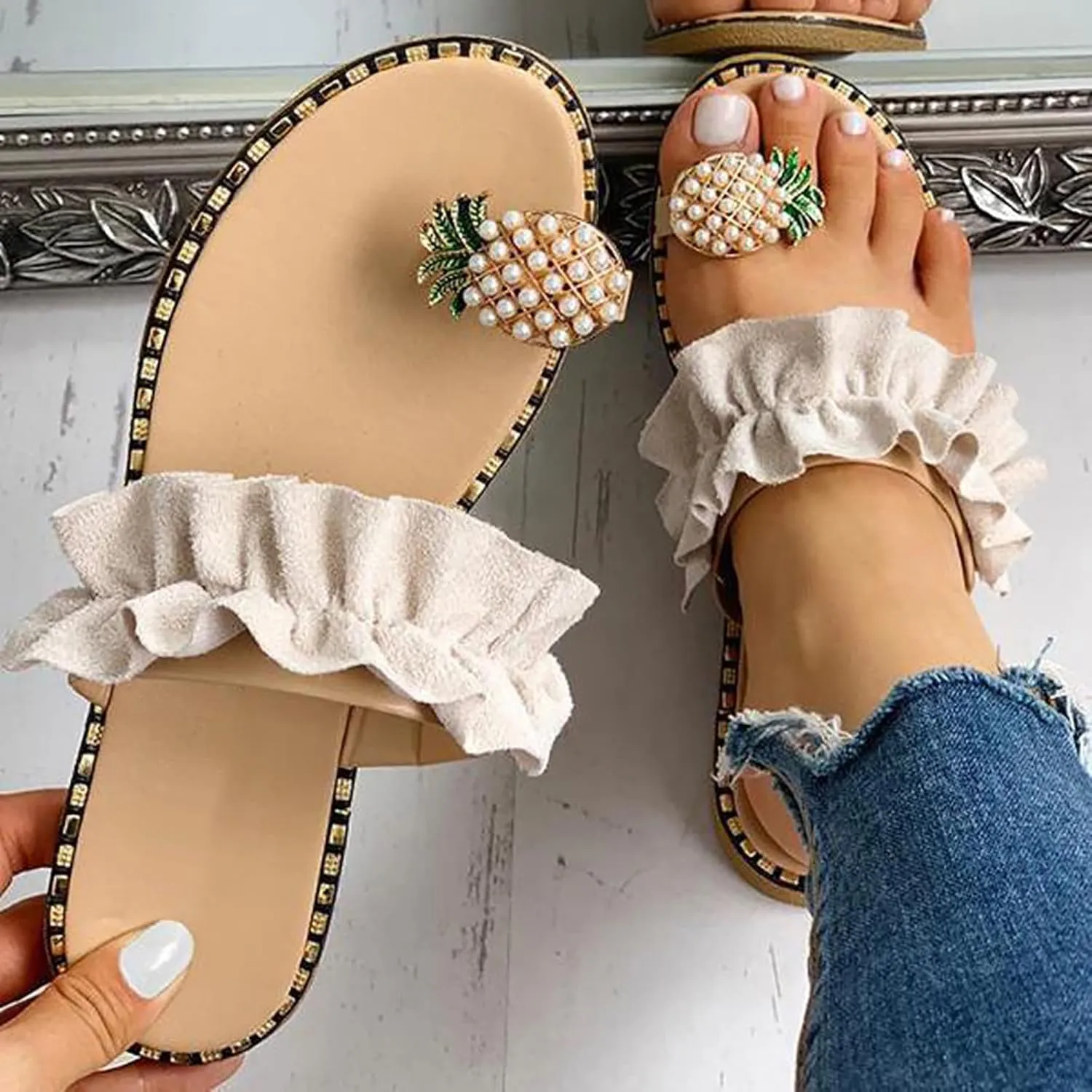 Flip Flops Comfortable Summer Beach Thong Sandals Women's Non-Slip Casual Flip Flops Lightweight Slippers