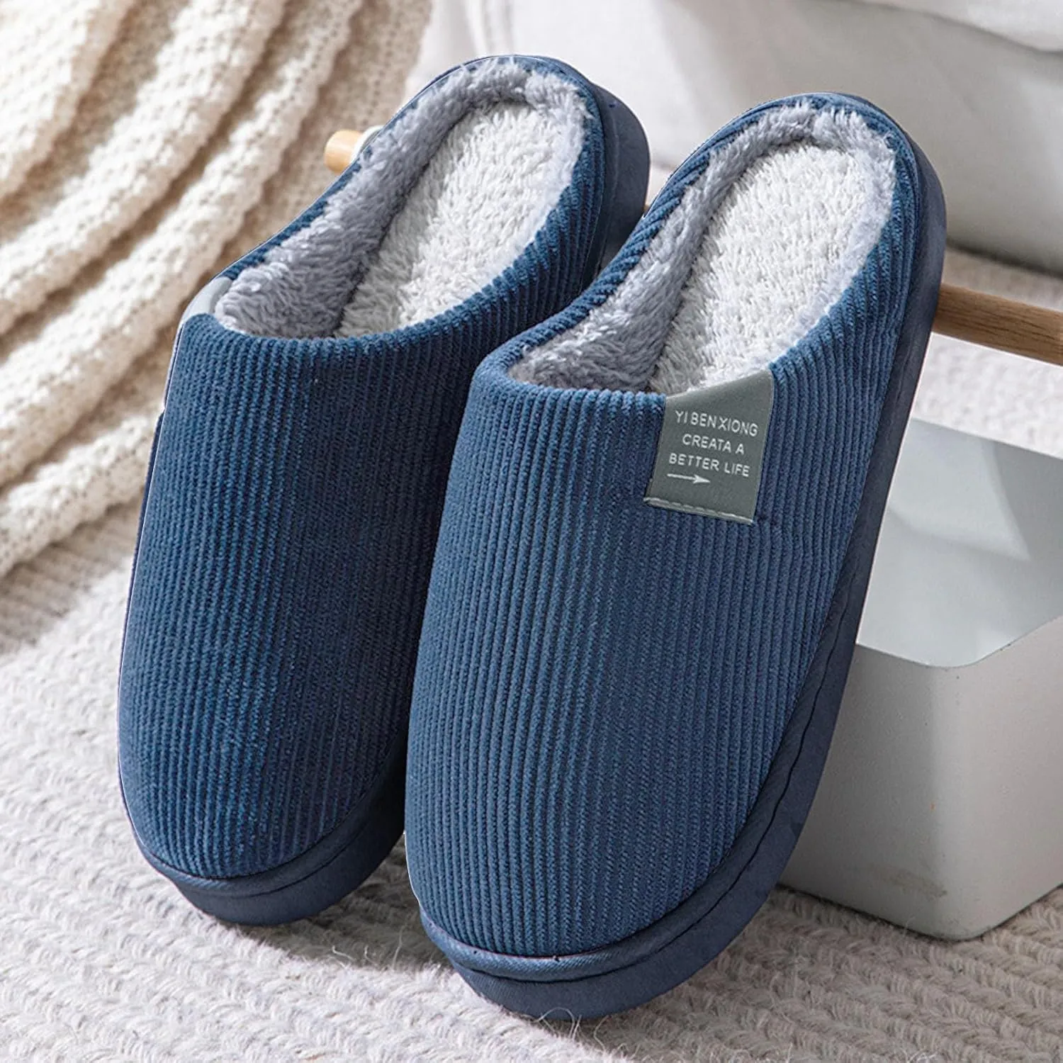 Indoor Non-Slip Memory Foam Slippers for Women Cozy Couple Durable Shoes Cute Slide Wide Warm Plush Slippers Furry
