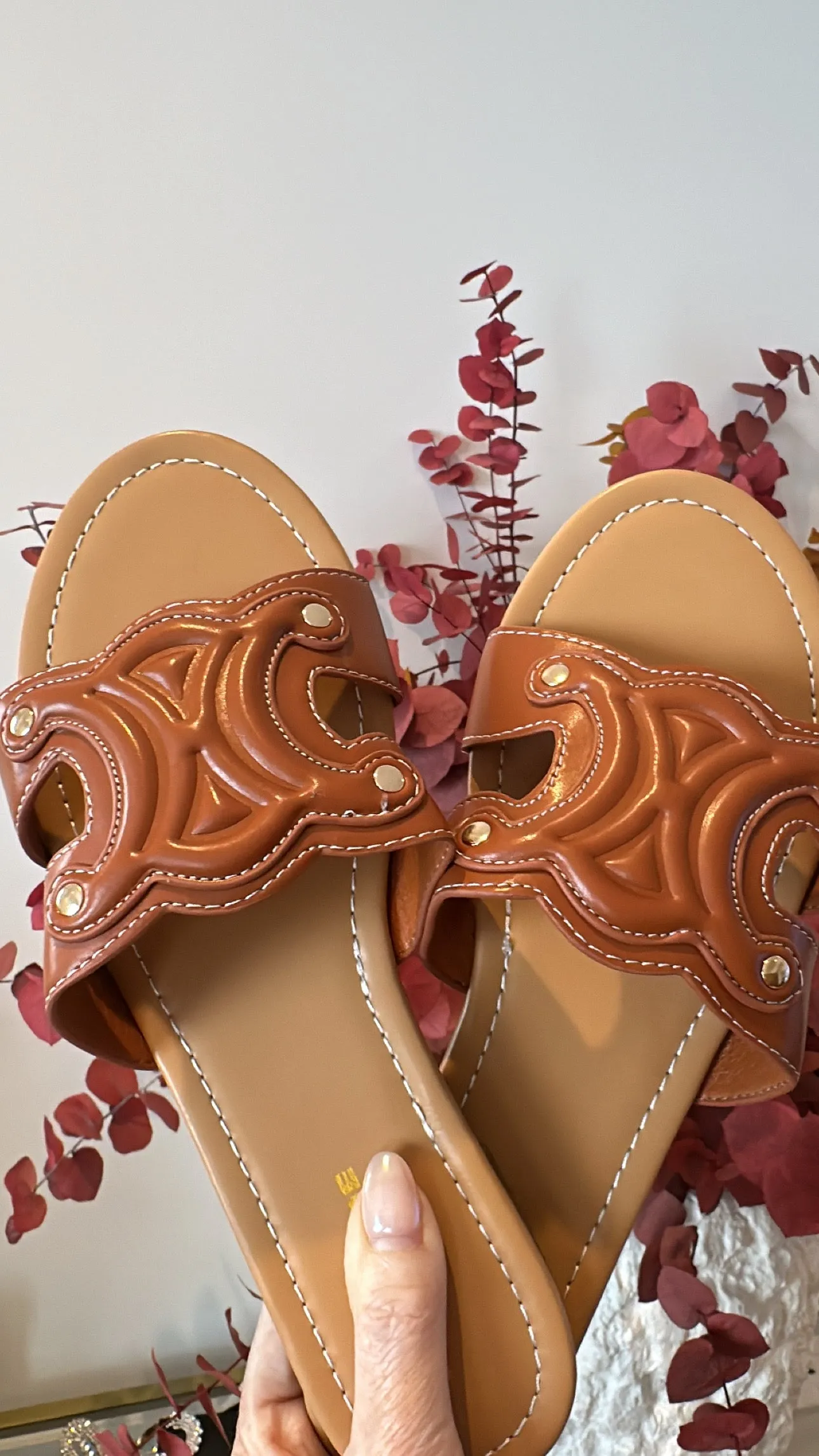 NEW!! London Sandal in Brown