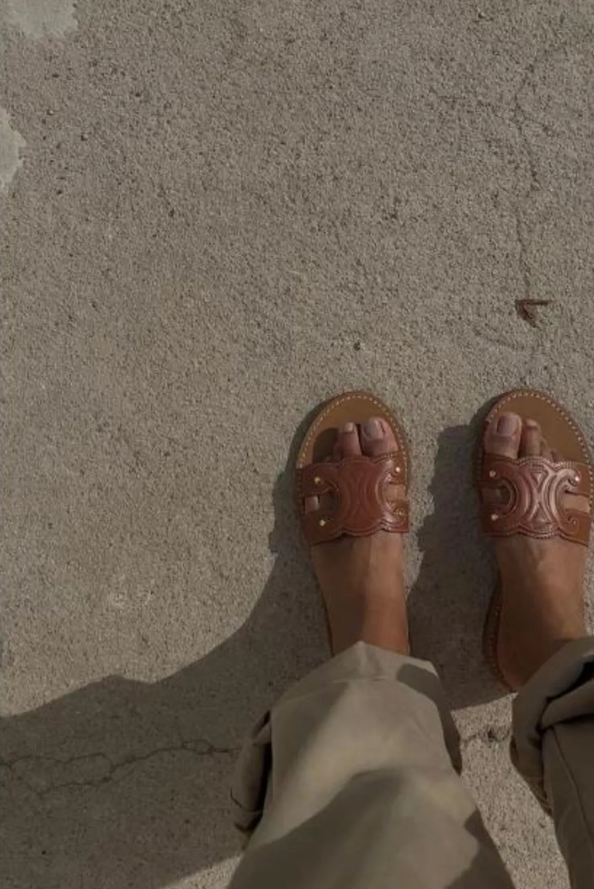 NEW!! London Sandal in Brown