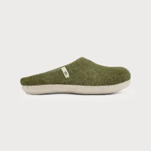 Wool Felt Slippers: Moss