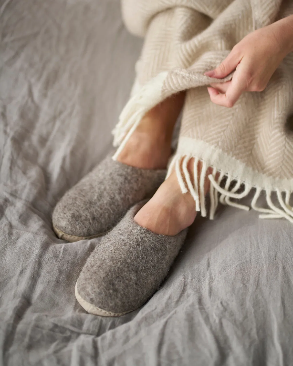 Wool Felt Slippers: Natural